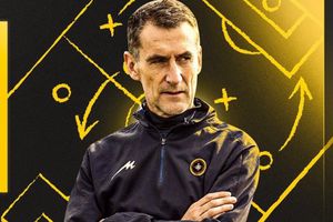 Mărturia antrenorului fugit din calea bombelor: „Am mers 15 ore cu mașina, mi s-au învinețit mâinile de frig”