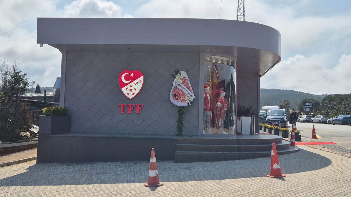 Vincenzo Montella debordează de încredere, înainte de Turcia - România: „Vom reuși să câștigăm” » Elogii la adresa lui Mircea Lucescu: „Din acest motiv...”