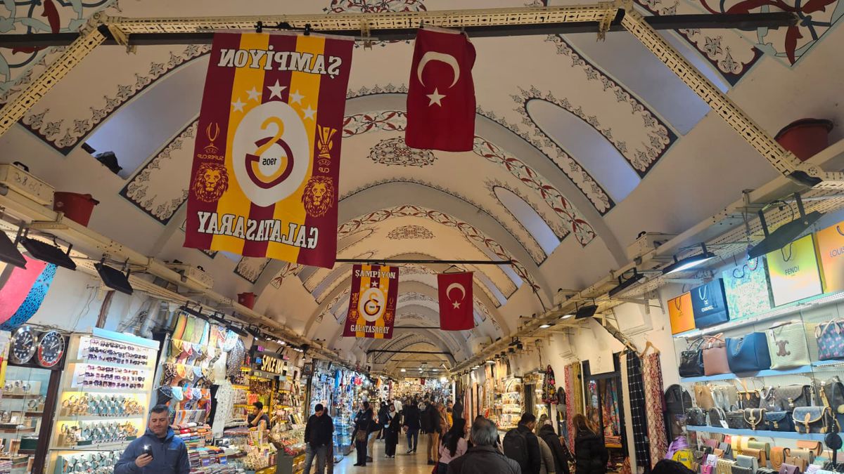 Grand Bazar Istanbul vs Obor București: Turcia - România