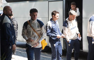 Tot ce s-a întâmplat la sosirea naționalei la Istanbul: detaliul remarcat la Mircea Lucescu și scenele petrecute la hotel » N-au lipsit Burleanu și Gino