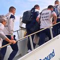 Lucescu și jucătorii s-au îmbarcat spre Istanbul la bordul unui charter. Foto: Facebook FRF