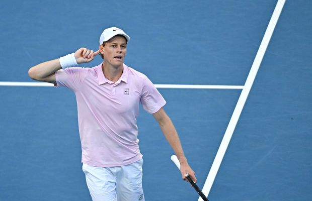 Jannik Sinner avansează la Miami, dar se gândește și la următoarea provocare a sezonului când ar putea reveni pe primul loc în ierarhia mondială: „Zgura e complet diferită”