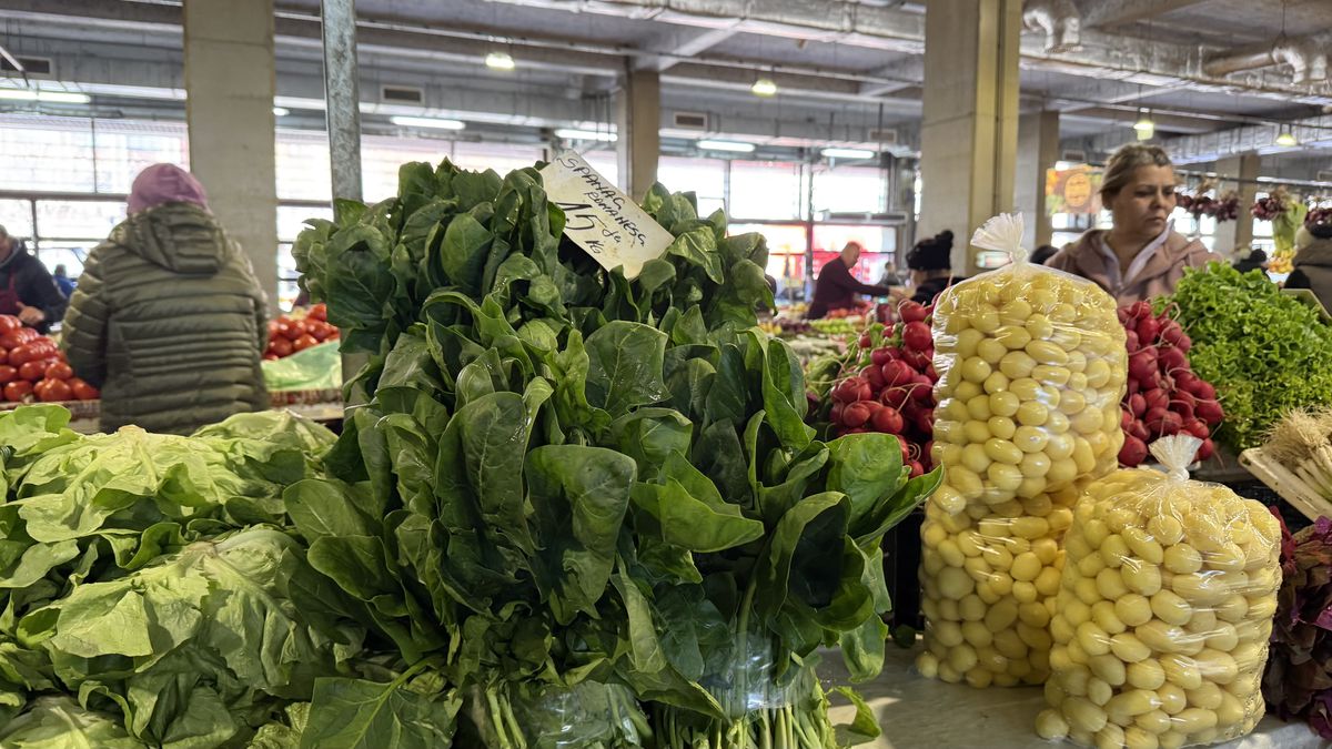 „Trebuie să refac zilnic stocul!” » În Marele Bazar din Istanbul, reporterii GSP au găsit legătura cu România: costă 15 euro și „rupe piața”