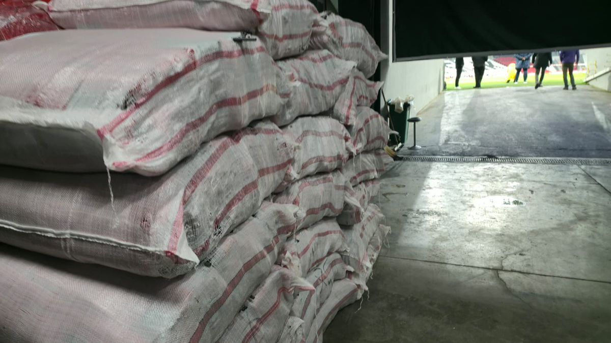 Steaguri la Turcia Romania