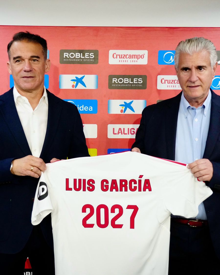 Sevilla și-a prezentat noul antrenor » Este specialist în promovări și salvarea echipelor