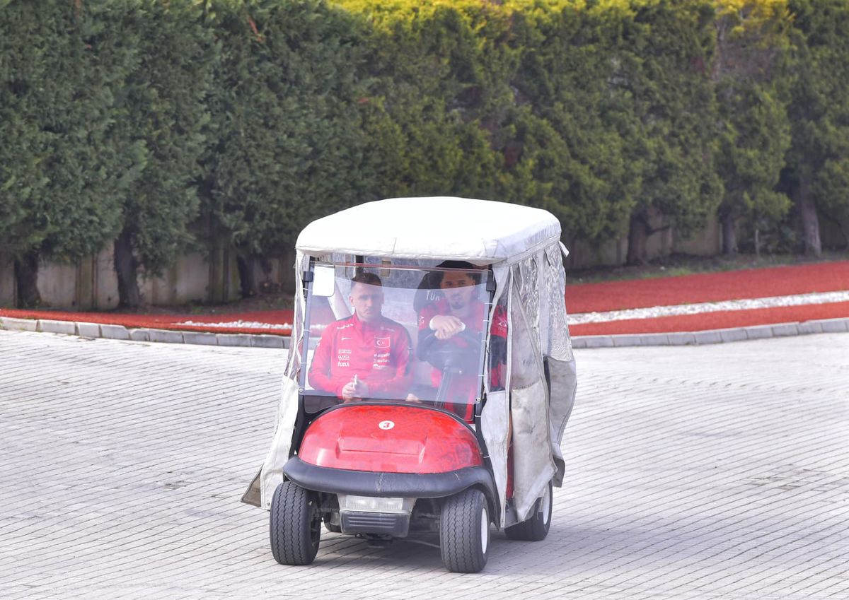 Șansă pentru România! Ultimele detalii de la antrenamentul Turciei: doi titulari sunt OUT