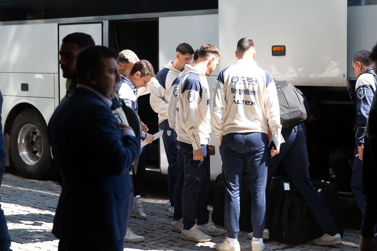 Tot ce s-a întâmplat la sosirea naționalei la Istanbul: detaliul remarcat la Mircea Lucescu și scenele petrecute la hotel » N-au lipsit Burleanu și Gino