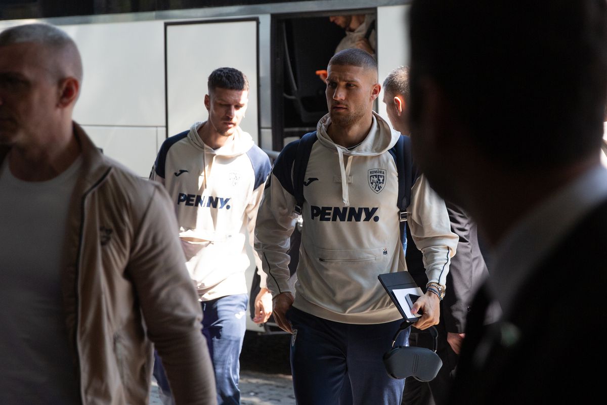 Tot ce s-a întâmplat la sosirea naționalei la Istanbul: detaliul remarcat la Mircea Lucescu și scenele petrecute la hotel » N-au lipsit Burleanu și Gino