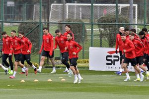 Șansă pentru România! Ultimele detalii de la antrenamentul Turciei: doi titulari sunt OUT