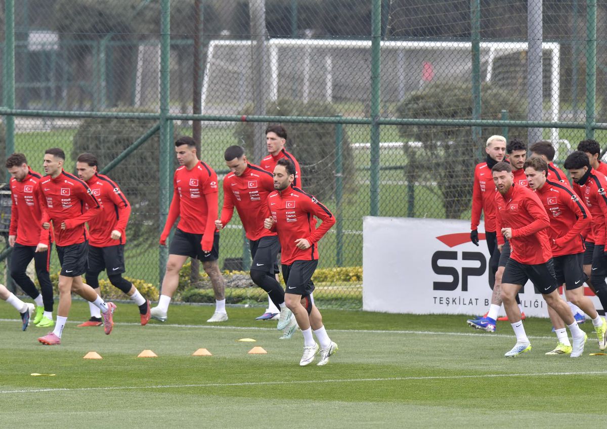 Șansă pentru România! Ultimele detalii de la antrenamentul Turciei: doi titulari sunt OUT