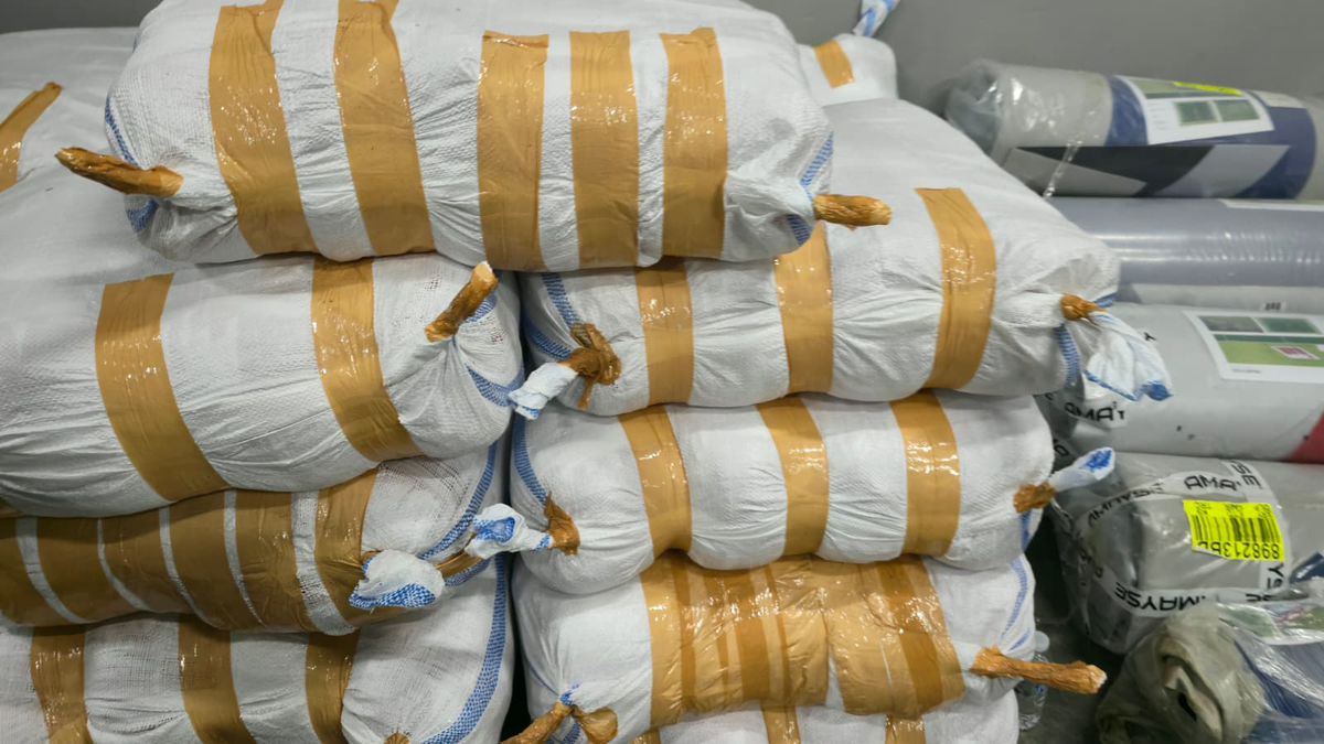 Steaguri la Turcia Romania