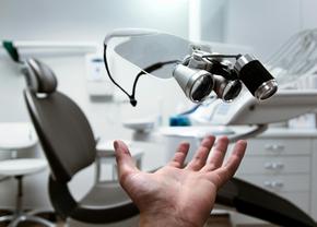 Miturile despre sănătatea dentară în care încă mai cred românii