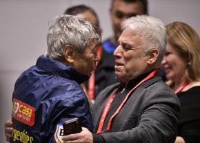A repetat gestul lui Nouma din 2002 » Mircea Lucescu, surprins de față cu zeci de jurnaliști turci și români
