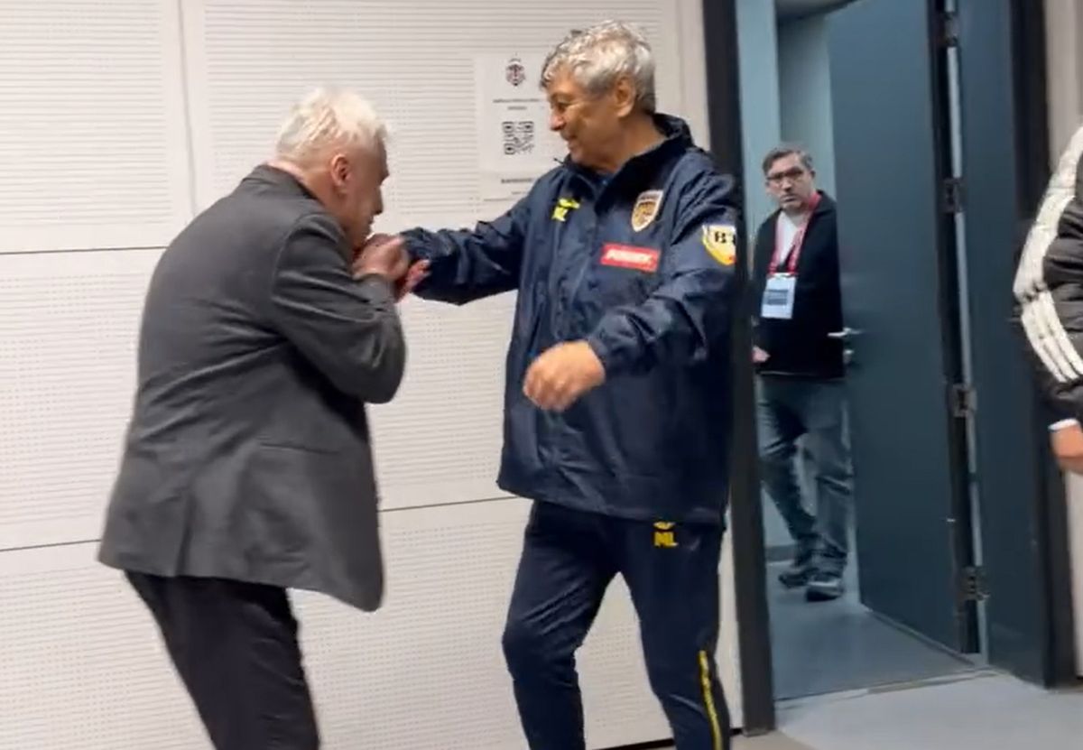 Un jurnalist turc i-a pupat mâna lui Mircea Lucescu la Istanbul