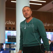 Adrian Ilie, la sosirea pe aeroportul din Istanbul. Foto: Ionuț Iordache (GSP)