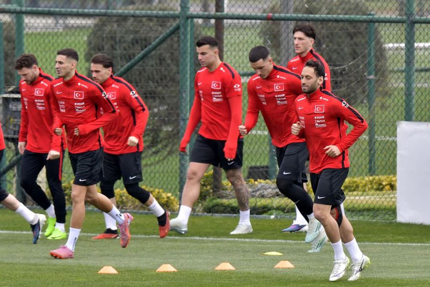 Antrenament Turcia, cu o zi înainte de semifinala barajului cu România: cadre surprinse de Cristi Preda, fotoreporterul GSP