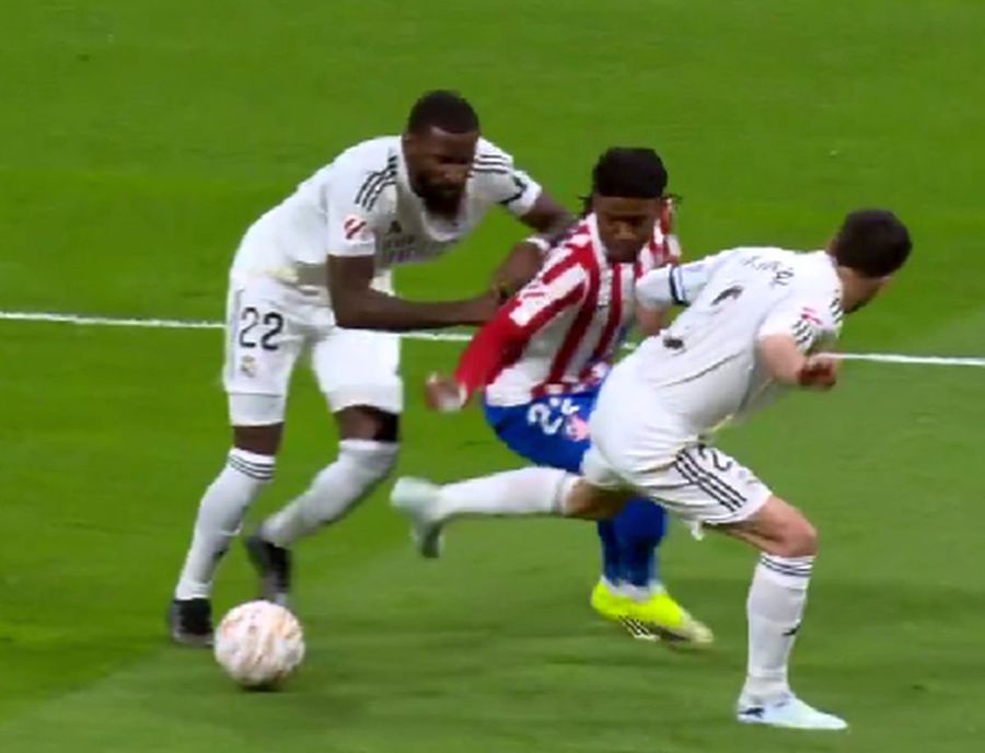 Atletico Madrid continuă războiul cu Real și arbitrajul: „Sperăm ca «mașinăria» să-și facă timp”