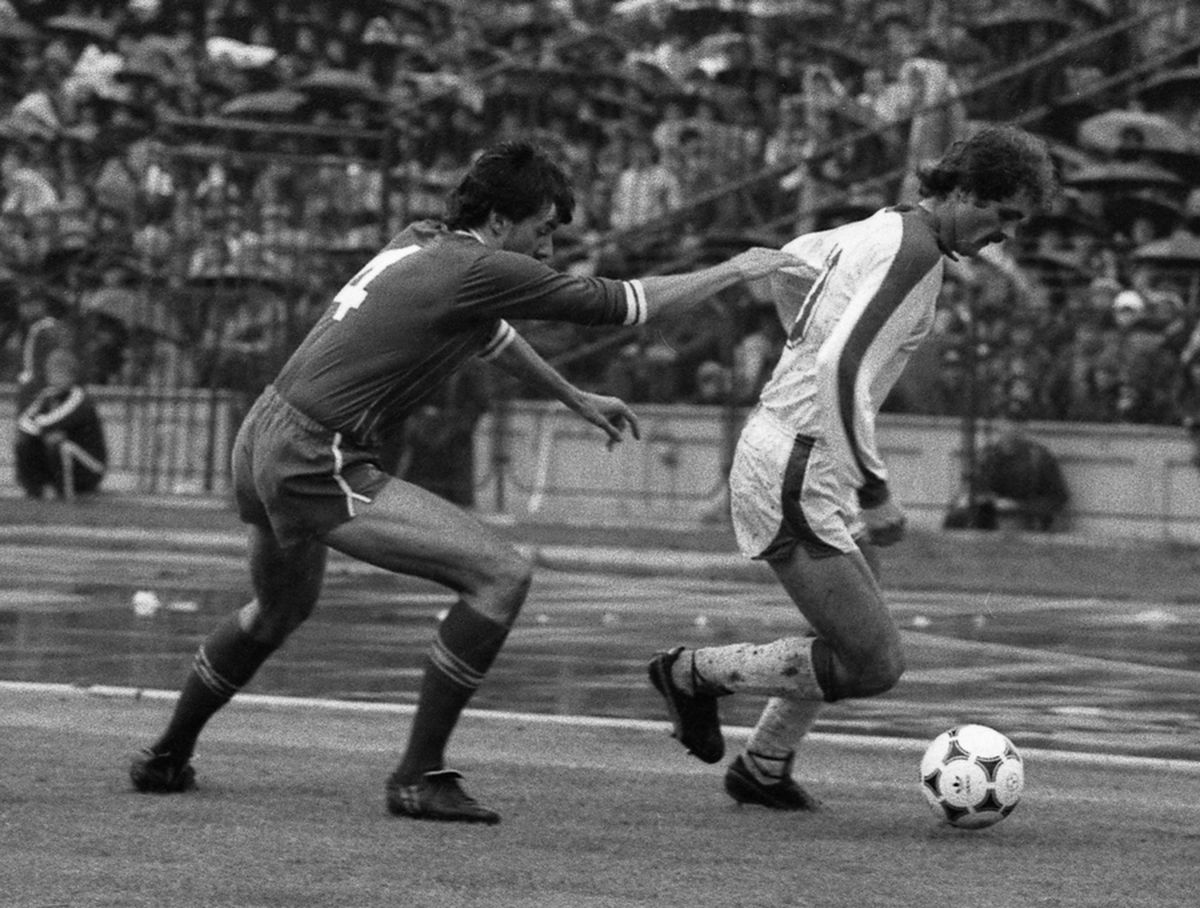 DINAMO. Cornel Dinu, scrisoare deschisă după reacțiile la dezvăluirile despre blaturi: „Nu îmi reproșez nimic! Steaua și Craiova făceau la fel. Securiștii tac, eu vorbesc”