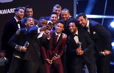 Presa britanică a decis: Lionel Messi, cel mai bun fotbalist din ultimii 25 de ani » Cum arată TOP 10