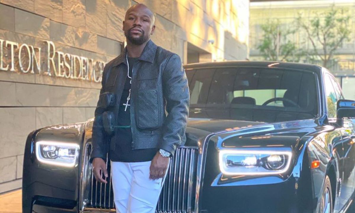 „Alba-neagra” lui Floyd Mayweather: mașinile de lux de 25 de milioane din Las Vegas și Los Angeles