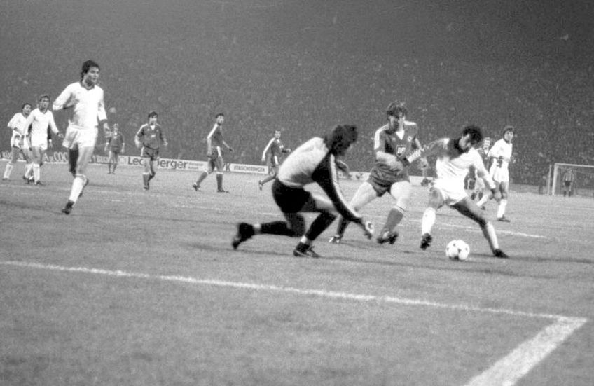 Dinamo s-a impus în fața lui Hamburg cu 3-0 în 1983
