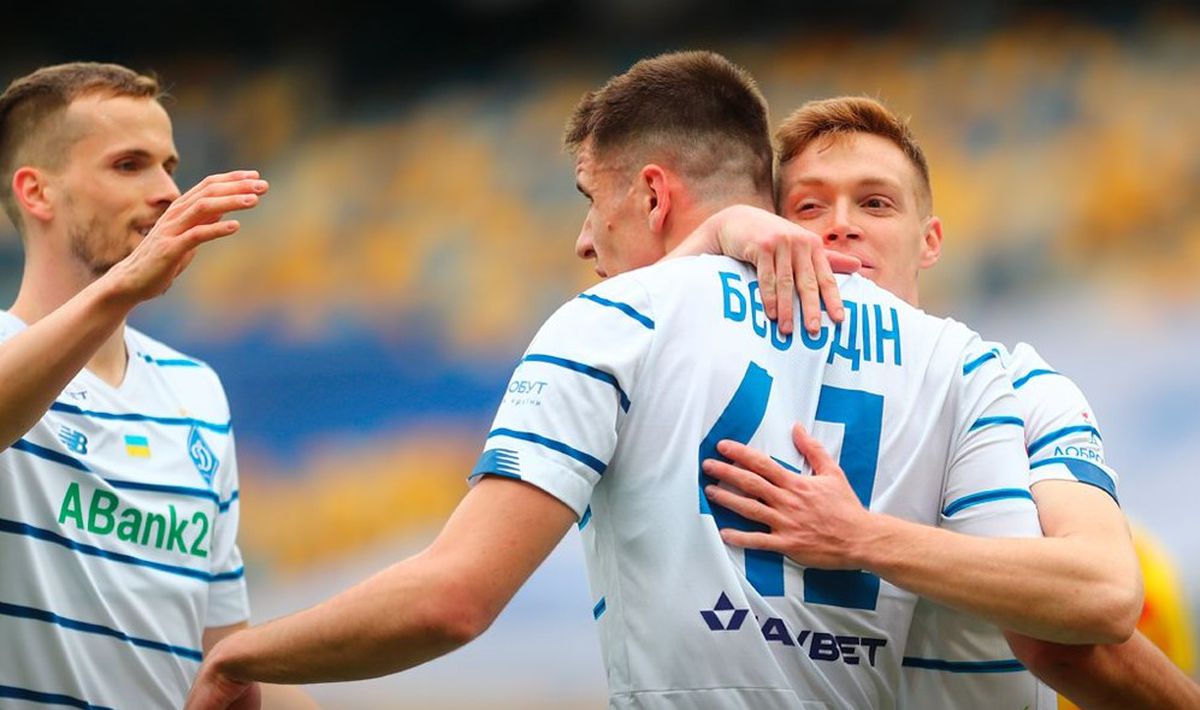 Mircea Lucescu e contestat de ultrași și după ce a luat titlul: „Campioni sub conducerea unui antrenor urât”