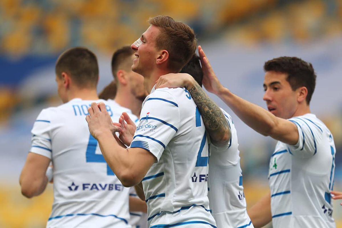 Mircea Lucescu e contestat de ultrași și după ce a luat titlul: „Campioni sub conducerea unui antrenor urât”