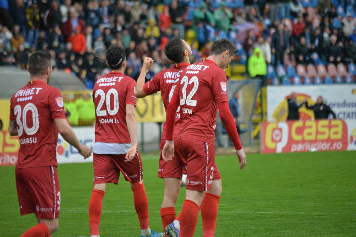 FC Botoșani - FCU Craiova 2-1 » Moldovenii urcă pe 2 în play-out