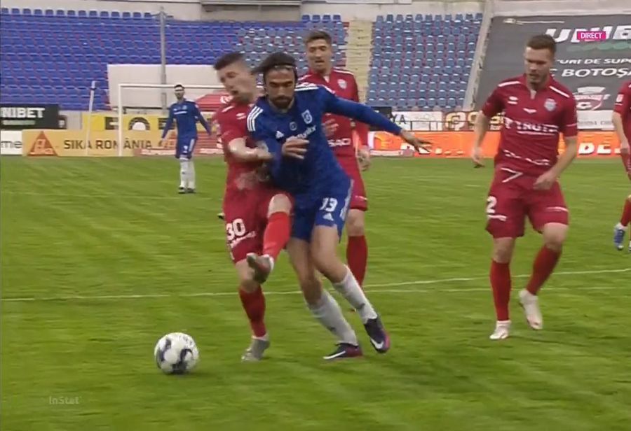 Arbitrul Cătălin Popa n-a văzut un penalty evident în FC Botoșani - FCU Craiova