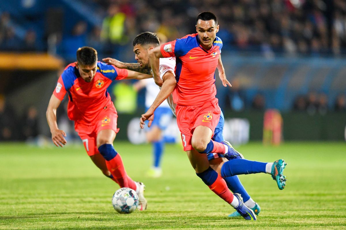 Ce l-a deranjat pe Ilie Dumitrescu după Farul - FCSB » Mesaj categoric în direct: „E eronat din start!”