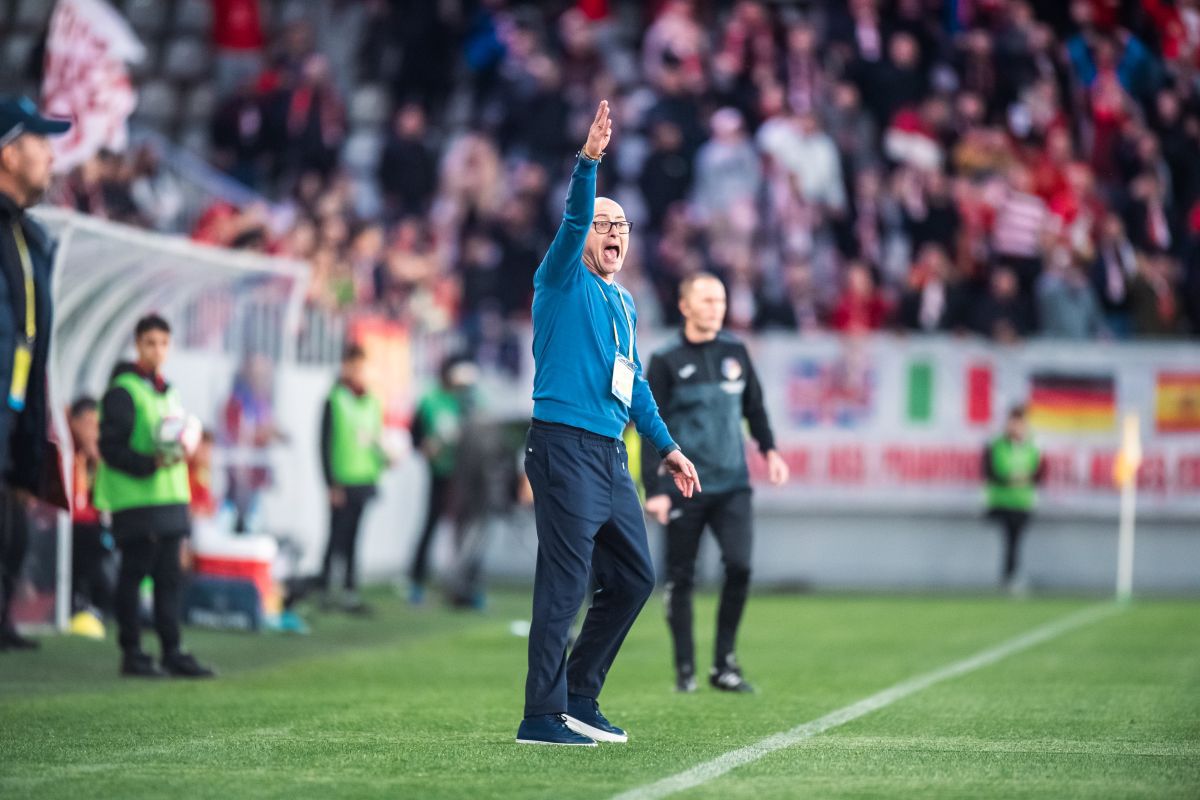 Bogdan Lobonț, contrariat de situația titularului de la Dinamo: „Am văzut un articol... Unde vreți să prindă experiență?”