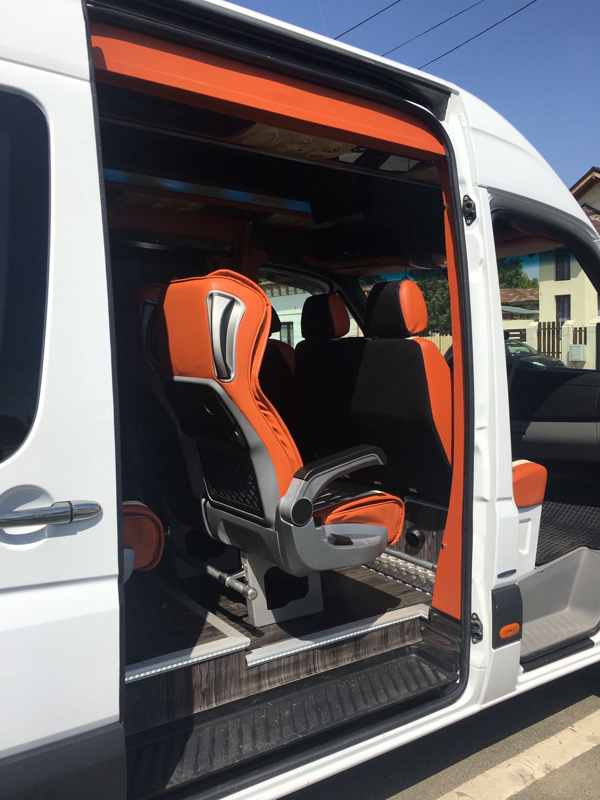 Servicii de transport de la adresa cu firma de incredere?