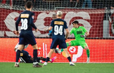 Rămâne doar barajul » Dinamo, năucită în repriza secundă a meciului cu Poli Iași! Cum arată ACUM clasamentul și lupta pentru promovare