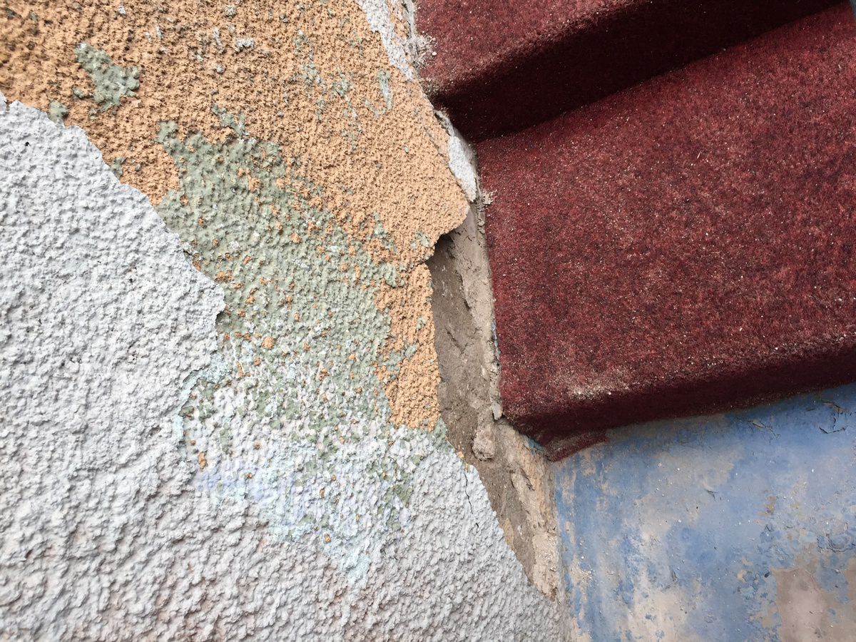 Imagini scandaloase! Zona Crepusculară la Arenele BNR, în centrul Bucureștiului » Jandarmii blochează accesul pentru un motiv incredibil: „Sunt «consensele» noastre”