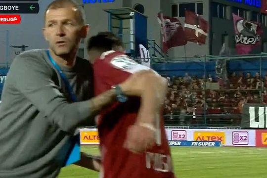 Bogdan Lobonț, împins de Ermal Krasniqi