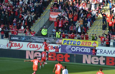 UTA Arad o umilește pe Oțelul! Se instalează în fruntea play-out-ului și e salvată matematic de la retrogradare