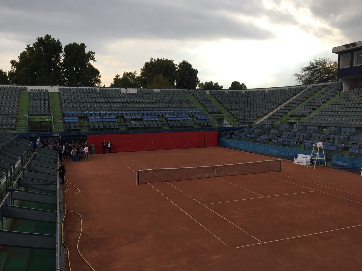 Imagini scandaloase! Zona Crepusculară la Arenele BNR, în centrul Bucureștiului » Jandarmii blochează accesul pentru un motiv incredibil: „Sunt «consensele» noastre”