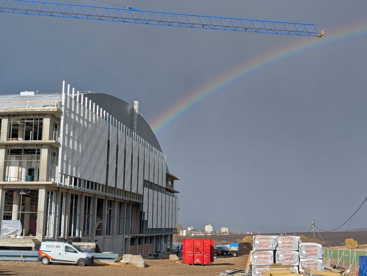 Bijuteria din nord-estul României prinde contur » Arena de 35.000.000 de euro va fi gata în septembrie