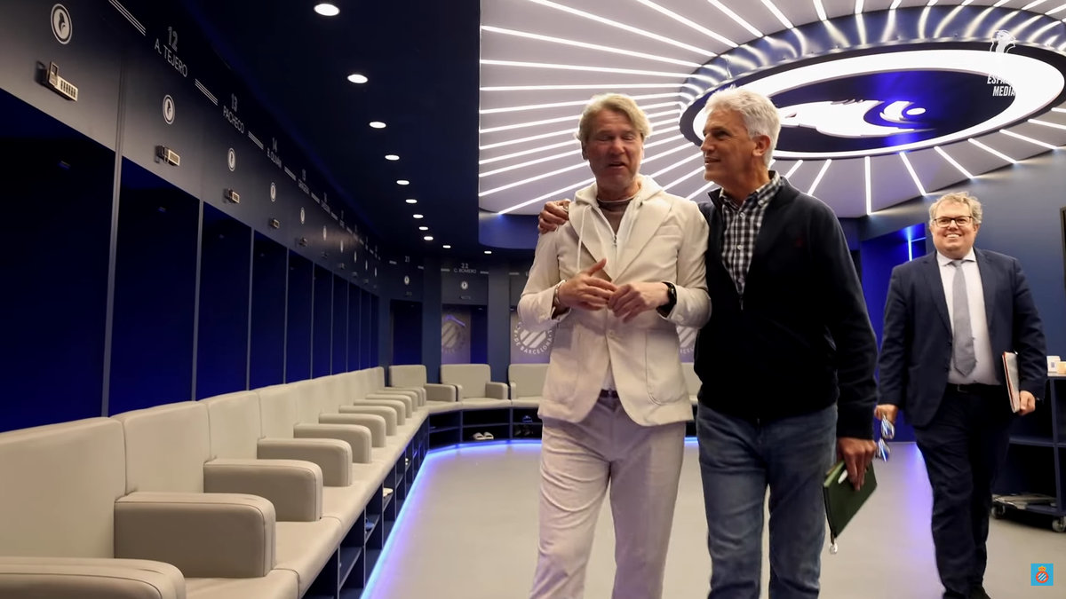 Florin Răducioiu, „vizită foarte specială” la fosta echipă: „Sunt fericit să mă întorc pe acest stadion legendar”