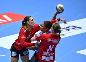 Ce a făcut Esbjerg înainte de returul cu CSM București din sferturile de finală ale Ligii Campionilor: „Nu am jucat destul de simplu”