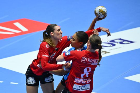 Esbjerg vs. CSM București, în sferturile de finală ale Ligii Campionilor/Foto: Imago Images