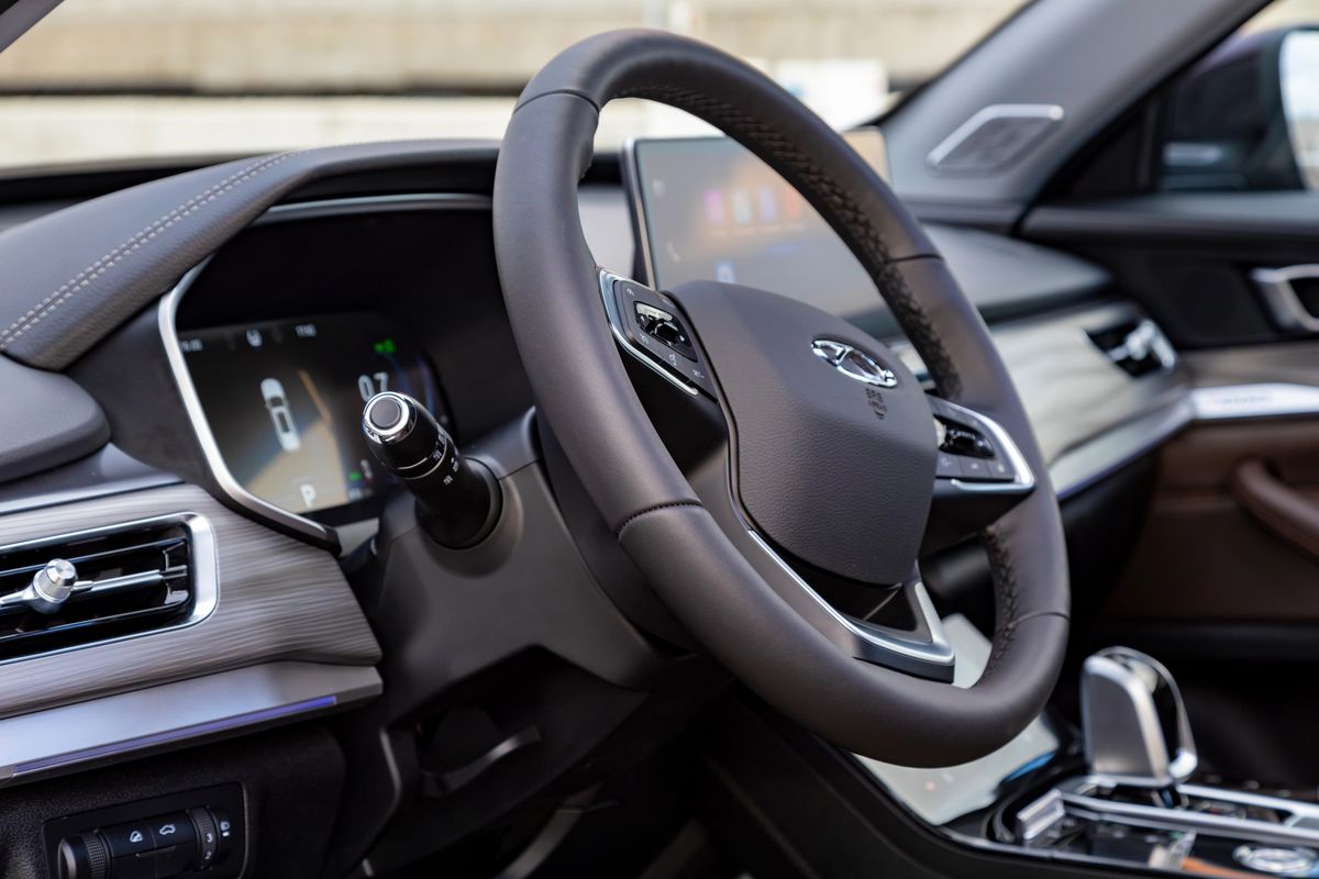 Chinezii atacă piața SUV-urilor din România » Cum arată modelele care vor concura cu Dacia Bigster și Duster