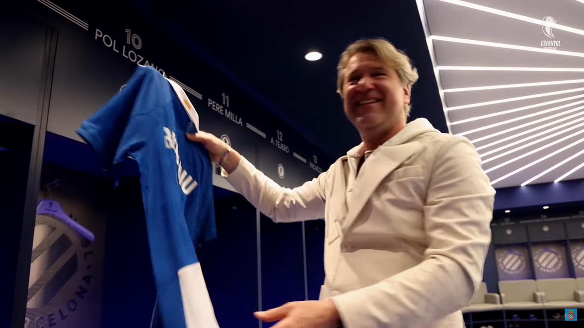 Florin Răducioiu, „vizită foarte specială” la fosta echipă: „Sunt fericit să mă întorc pe acest stadion legendar”