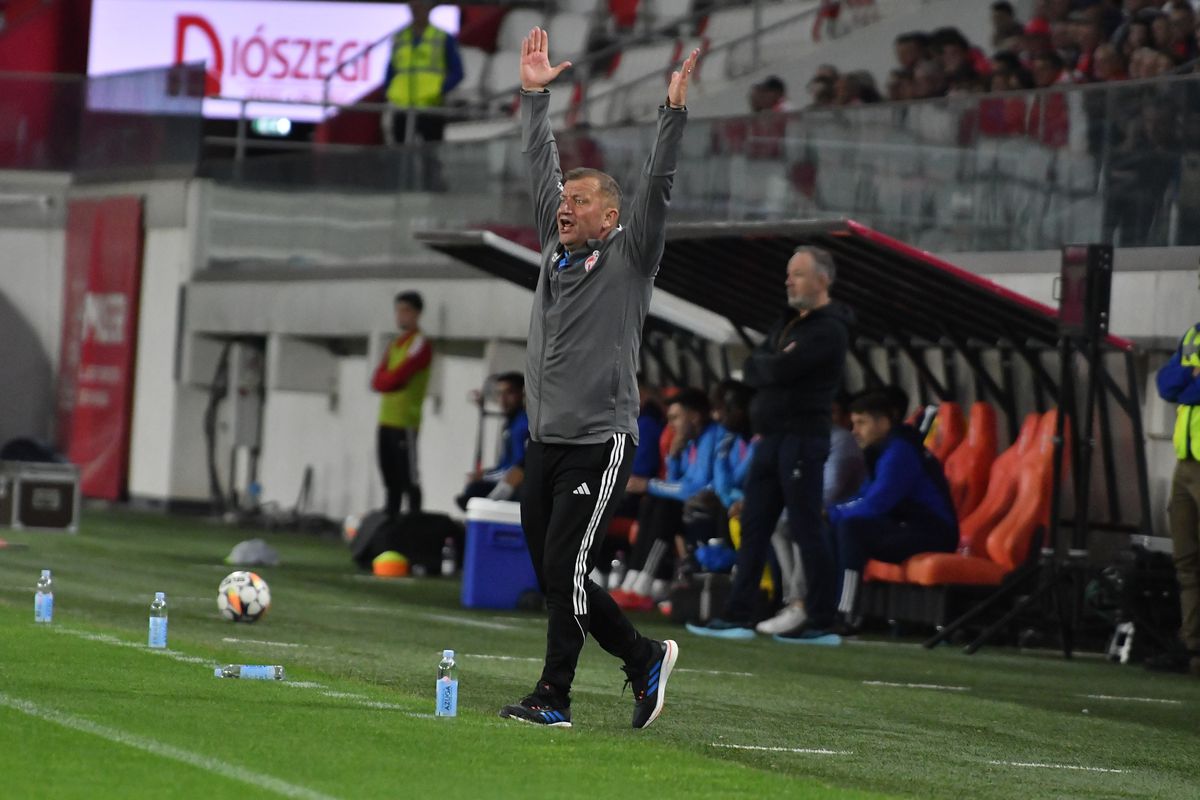 Cosmin Matei și-a găsit cu greu cuvintele: „Am fost motivați cu bani, nu-mi explic”