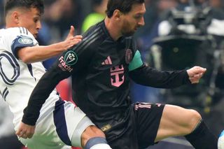 Lionel Messi, la un pas de bătaie pe teren! Gesturile au fost surprinse de camerele TV