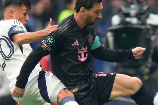 Leo Messi, conflict pe teren cu Andres Cubas / Foto: Captură ESPN