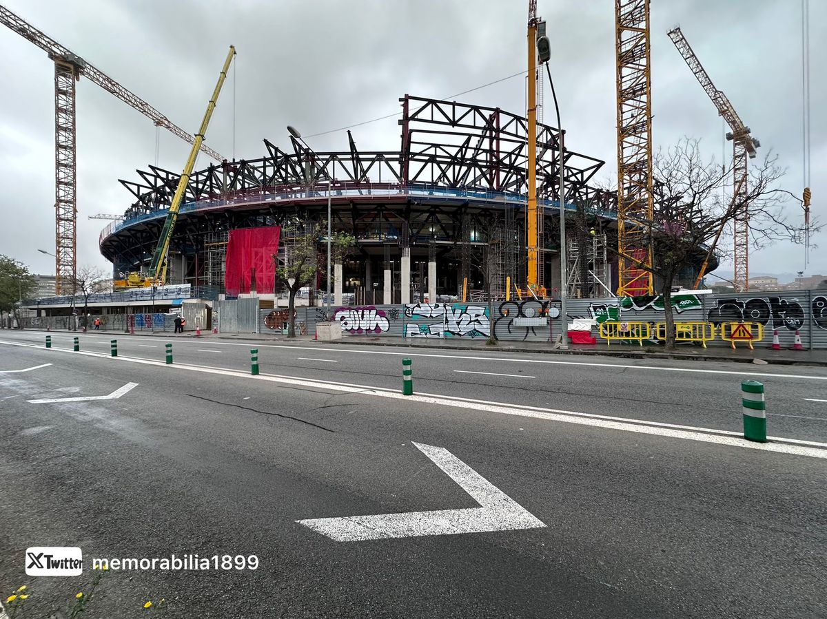 Lucrările de reconstrucție ale Spotify Camp Nou au ajuns în faza de montat gazonul