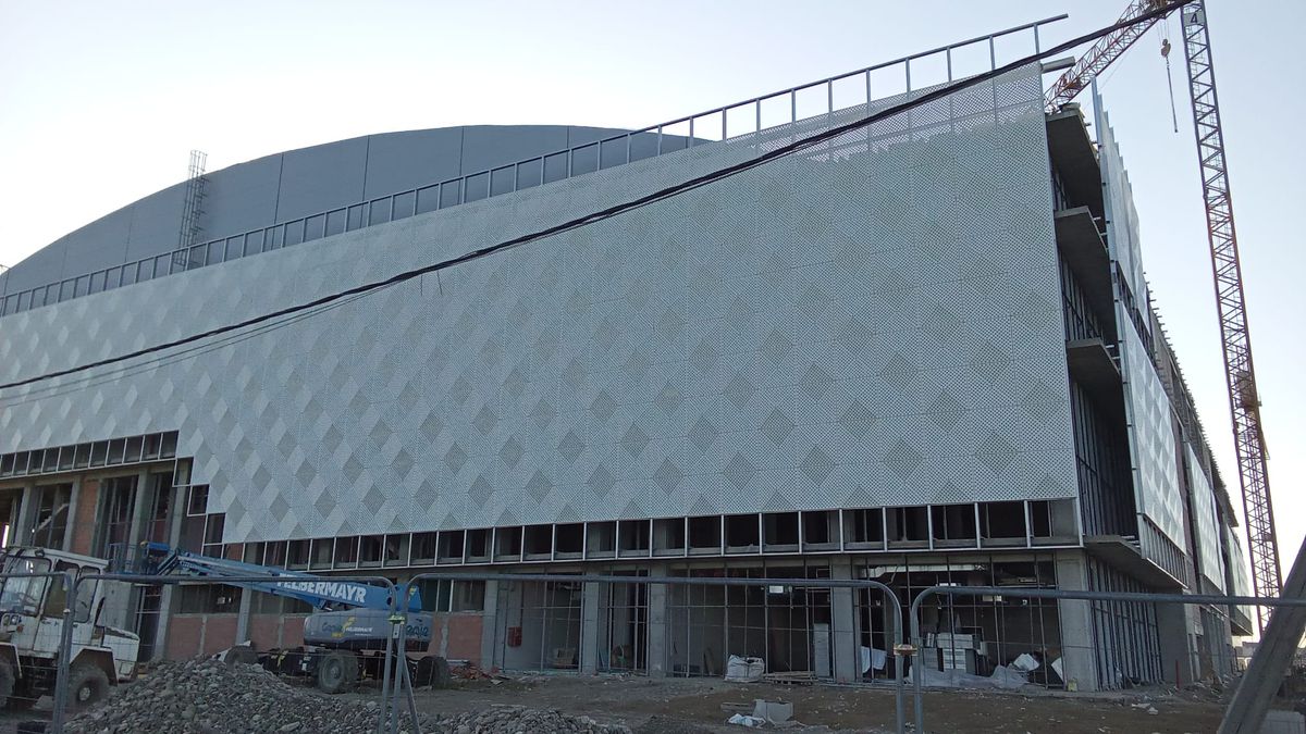 Bijuteria din nord-estul României prinde contur » Arena de 35.000.000 de euro va fi gata în septembrie