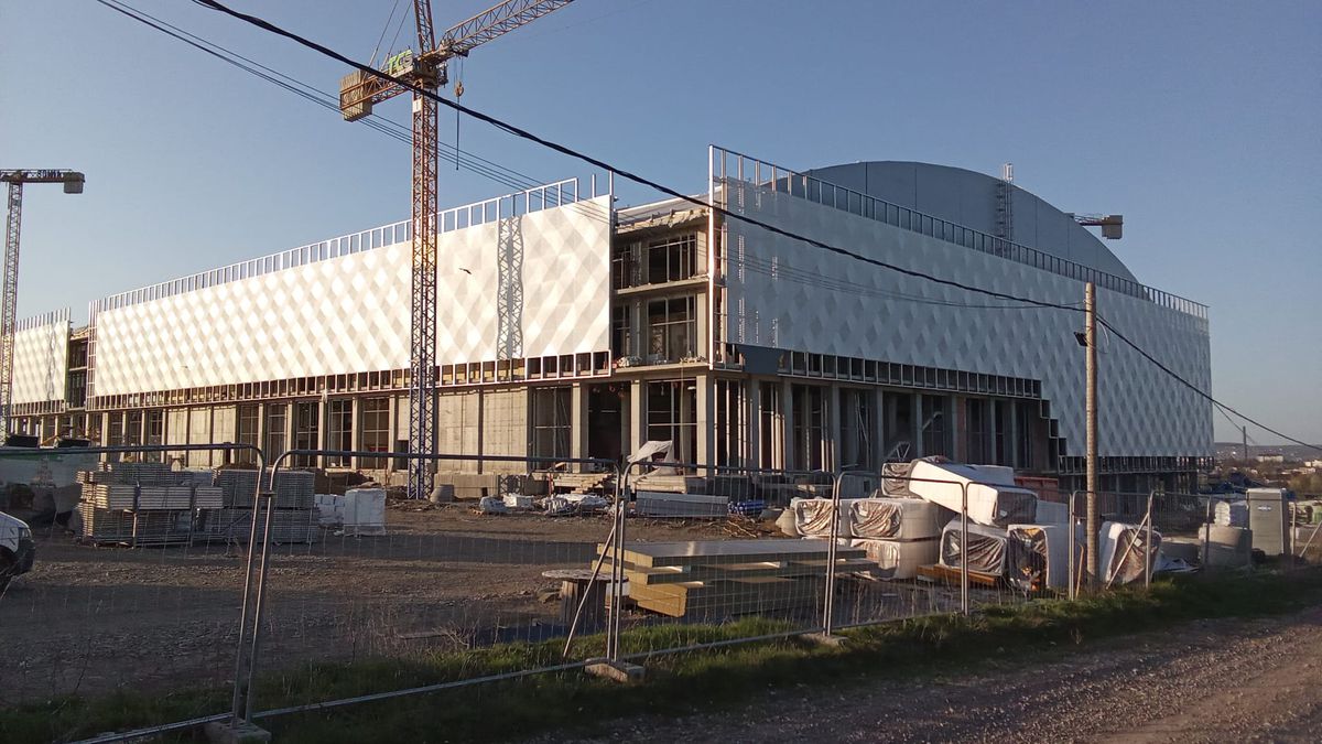 Bijuteria din nord-estul României prinde contur » Arena de 35.000.000 de euro va fi gata în septembrie