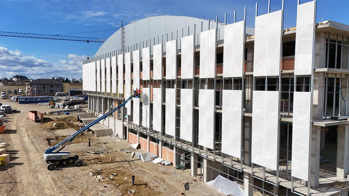 Polivalenta Suceava stadiu aprilie 2025